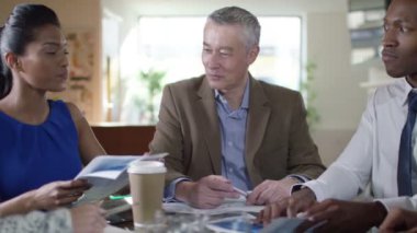 iş grubu tartışmak rakamlar