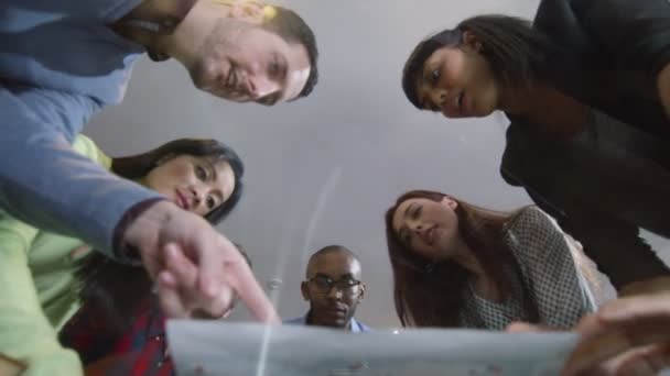 Verksamhet team i ett möte — Stockvideo