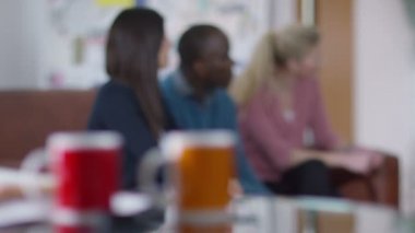 İş takım bir video konferans nişanlı