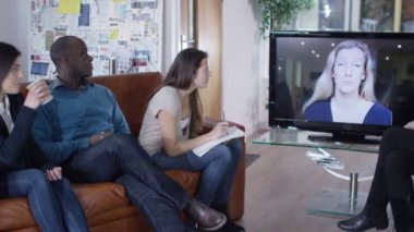 profesyoneller patron ile bir toplantı