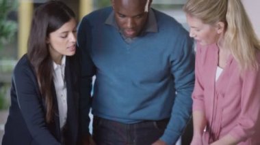 beyin fırtınası fikirlerini için iş takım