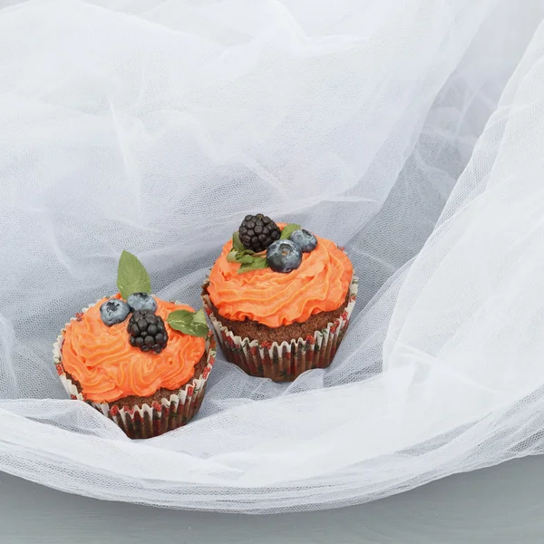 Picture of creamy cake with blueberries and mint — Stock Photo, Image