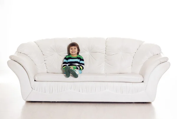 Kleine jongen lachend — Stockfoto