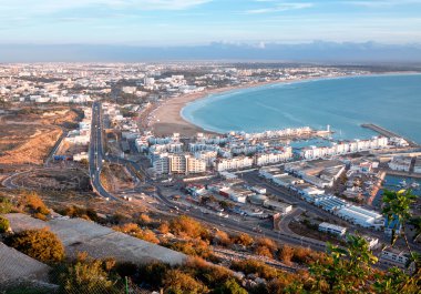 Fas, görünümü plaj ve marina Agadir
