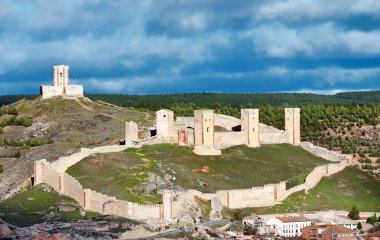 Castillo de Molina de Aragon ili Guadalajara, İspanya