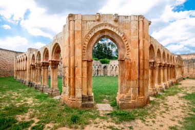 Soria içinde San Juan de Duero manastır manastır. İspanya