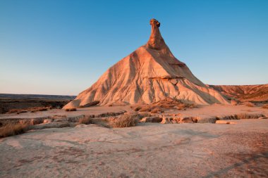 dağ castildetierra bardenas reales doğa parkı, navarra,