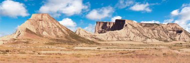 dağ castildetierra bardenas reales doğa parkı, navarra,