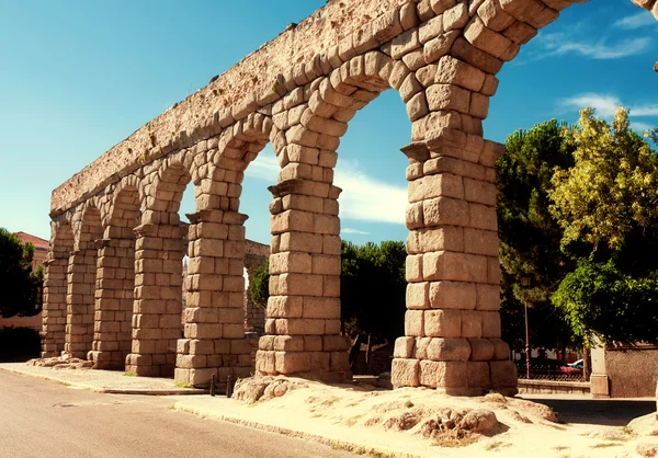 Şehirde segovia, İspanya Roma su kemeri — Stok fotoğraf