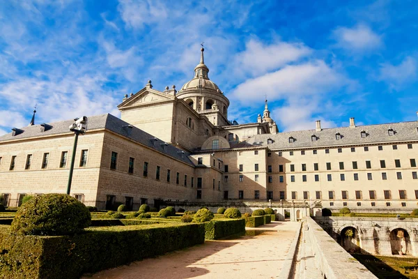 Královský klášter v San Lorenzo El Escorial, Madrid, Španělsko — Stock fotografie