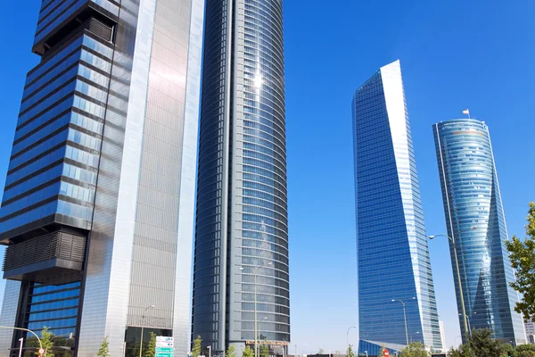 マドリードの高層ビル クアトロ トーレス ビジネス ・ エリア — ストック写真