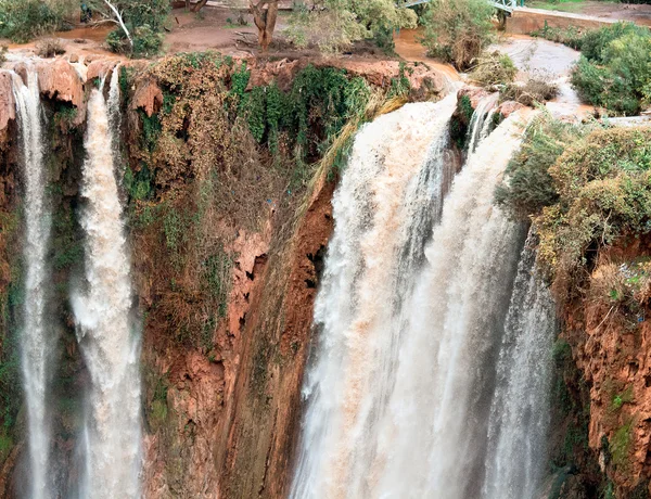 Cascadas de Ouzoud, pueblo del Gran Atlas de Tanaghmeilt, Azilal pr —  Fotos de Stock