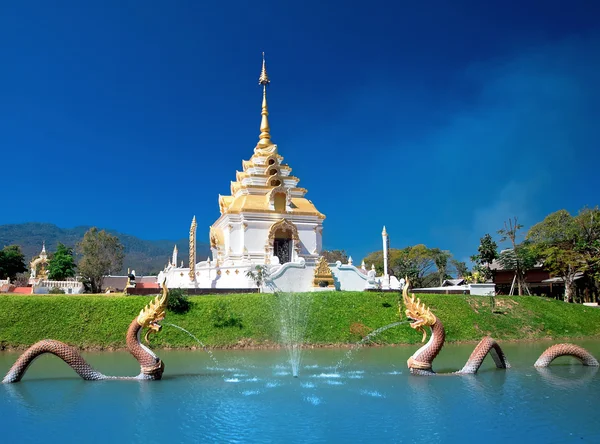 Lugar Santo Budista (Khuang Phra Chao Lanna), Chiang Mai, Thaila —  Fotos de Stock