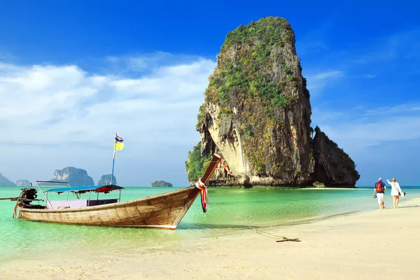 Sur la plage. Krabi, Thaïlande — Photo