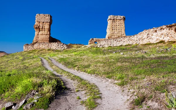 Palenzuela 城の遺跡。カスティーリャ ・ イ ・ レオン、スペイン — ストック写真