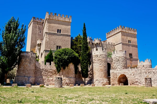 Slottet i Ampudia, Palencia provinsen, Kastilien och Leon, Spanien — Stockfoto