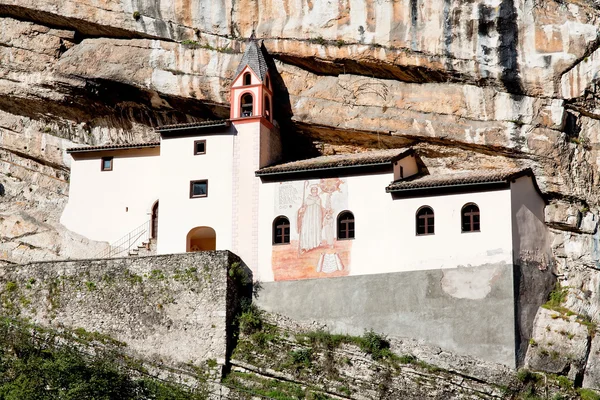 Eremitaget Saint Columban. Rovereto, provins i Trentino-Alto — Stockfoto