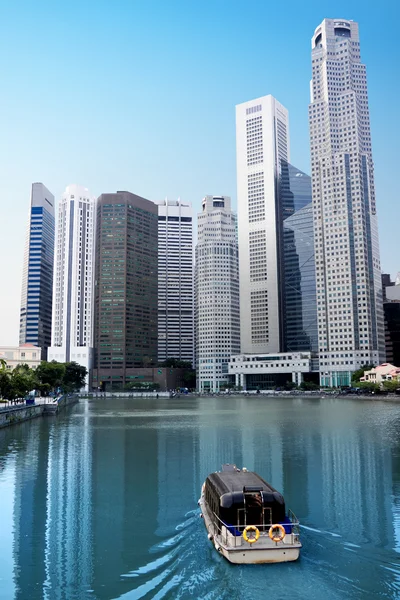 Bâtiment moderne, Singapore River — Photo