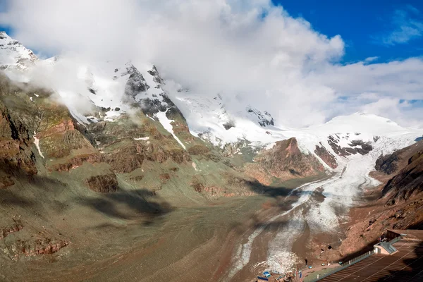 Pasterze 在大格洛克纳山，凯瑞在奥地利阿尔卑斯山冰川的视图 — 图库照片