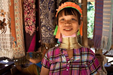Karen kabile kadın yasağı Nai Soi, Tayland boynundan halkaları ile