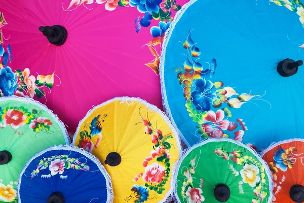 Colorful handmade umbrella's  Bo Sang village, province of Chang Mai, Thailand — Stok fotoğraf