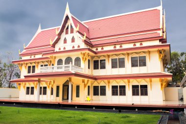 İdari bina, Tapınak, Ban Rai, il Nakhonrat