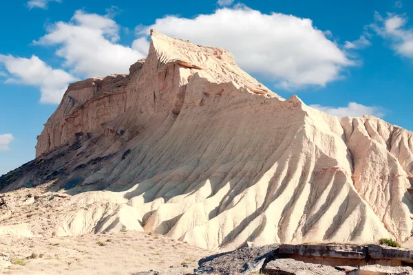 Hora castildetierra v bardenas reales přírodního parku, navarra, — Stock fotografie