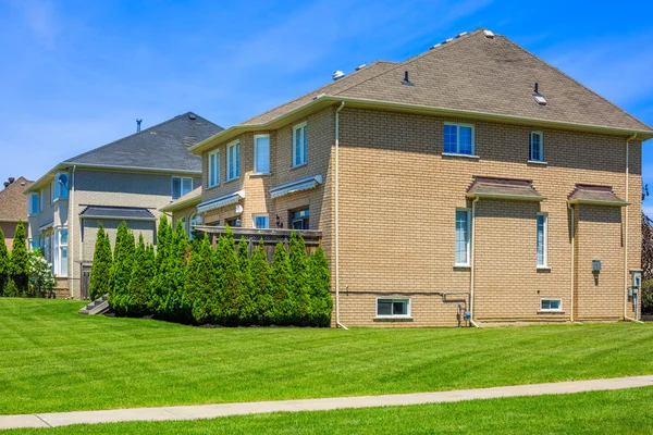 Maisons de luxe en Amérique du Nord — Photo