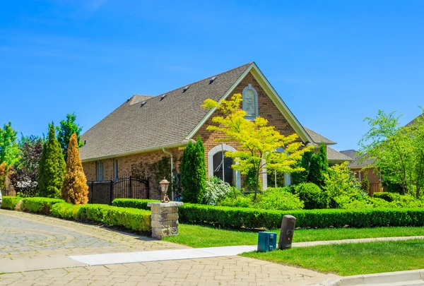 Maisons de luxe en Amérique du Nord — Photo