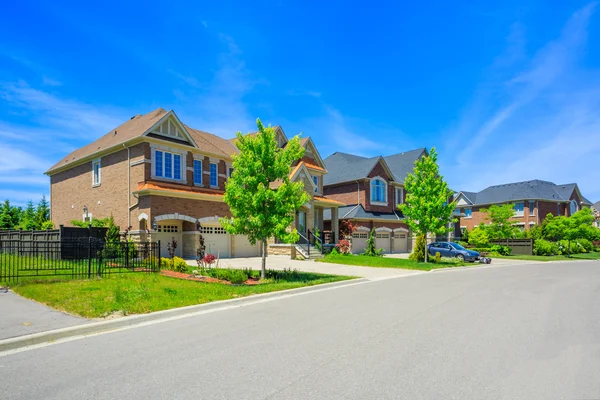 Casa di lusso costruita su misura nella periferia di Toronto, Canada . — Foto Stock