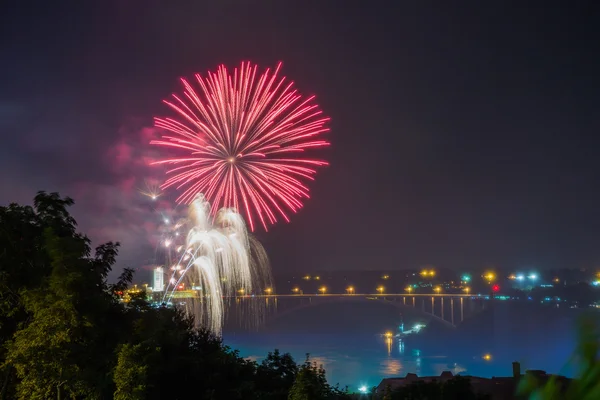 Fireworks in Niagara Falls at night — Stock Photo, Image