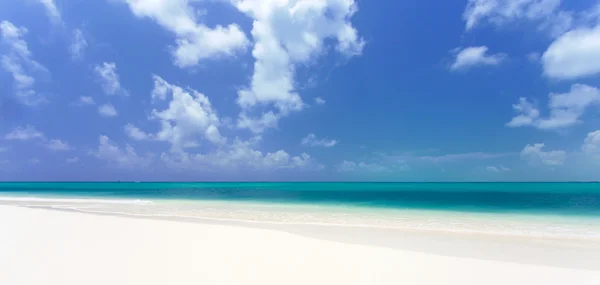 Tropická pláž na ostrově Cayo Largo — Stock fotografie