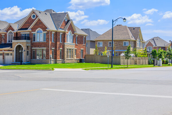 Luxury houses in North America