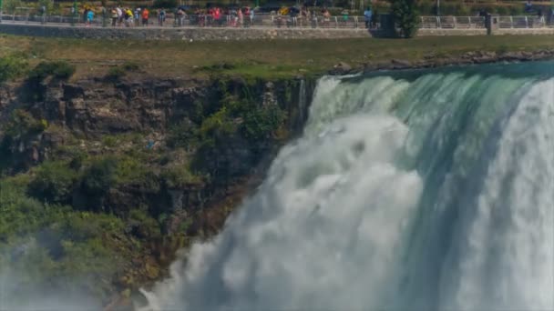 Ниагарский водопад со стороны США — стоковое видео