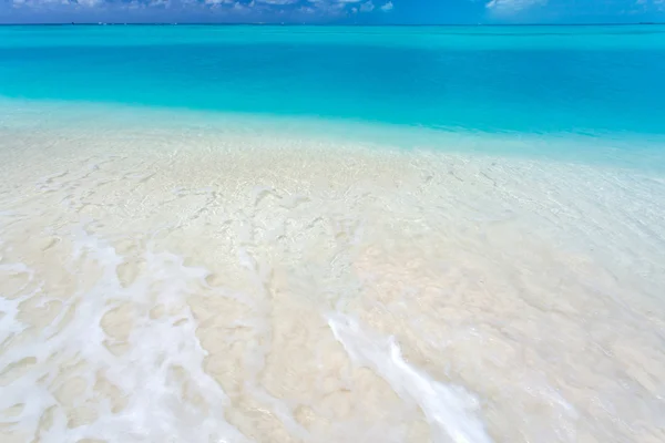 Praia tropical na ilha Cayo Largo — Fotografia de Stock