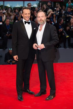  Dokumacılık, Vince Vaughn Hugo 