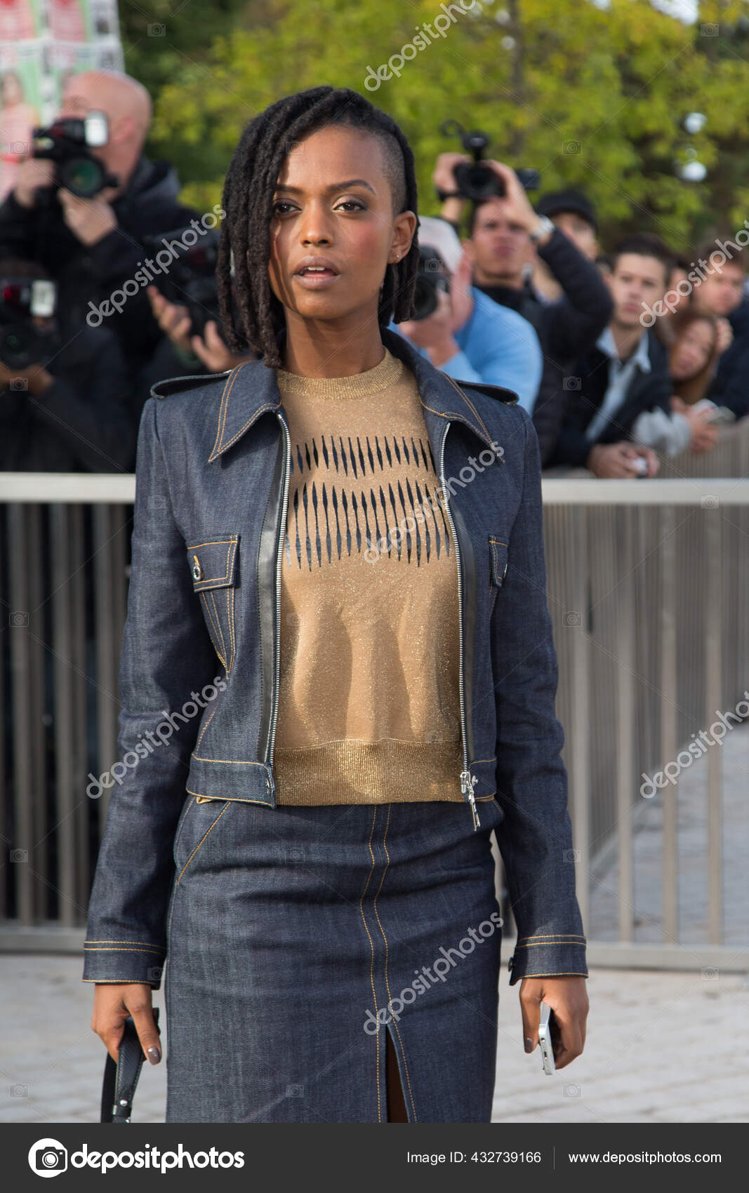 American Singer Kelela Attends Louis Vuitton Show Front Row Paris – Stock  Editorial Photo © magicinfoto #432739166