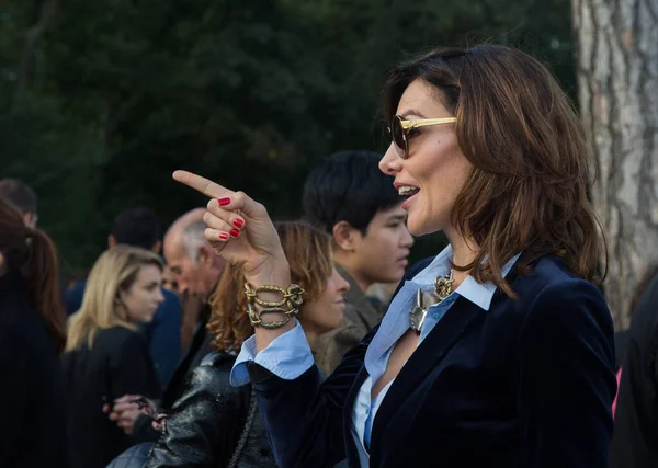 Adriana Abascal Admitds Louis Vuitton Show Front Row Paris Fashion — 스톡 사진