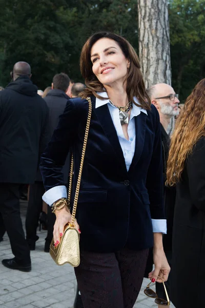 Adriana Abascal Účastní Louis Vuitton Show Front Row Paris Fashion — Stock fotografie