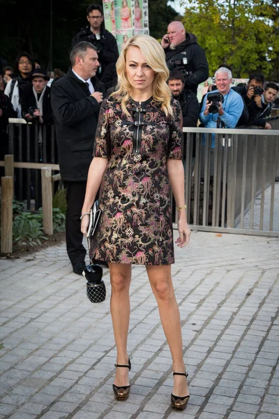 Yana Rudkovskaya Partecipa Alla Louis Vuitton Show Front Row Paris — Foto Stock