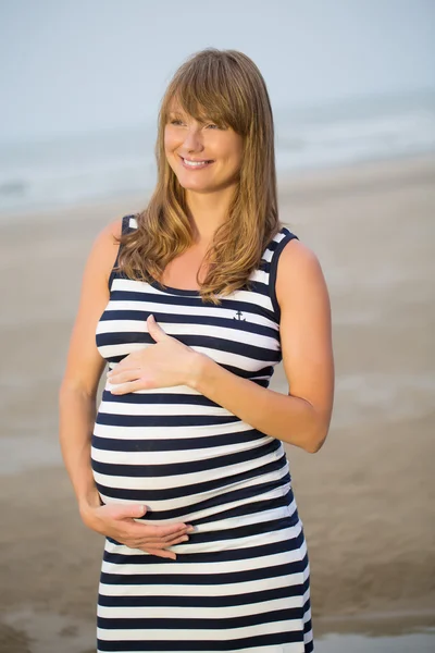 Pregnant woman — Stock Photo, Image