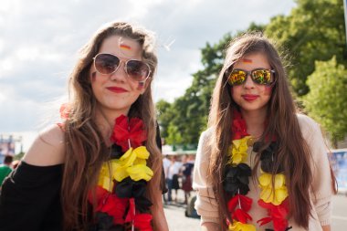 Alman futbol taraftarları Euro 2012