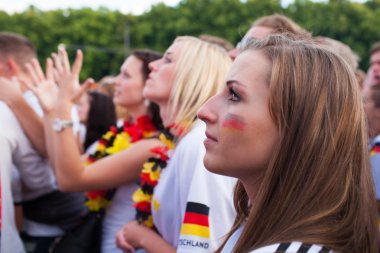 Alman futbol taraftarları Euro 2012
