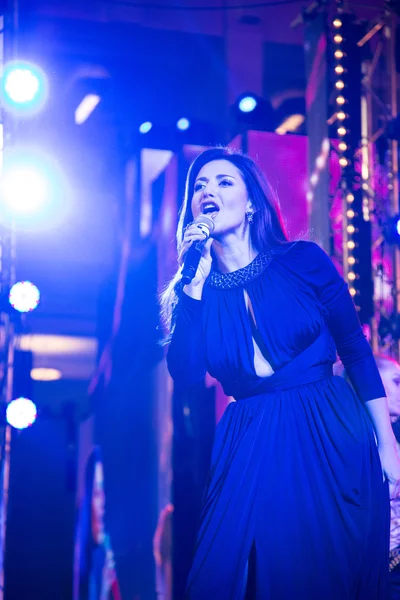 Cantante Jasmine en el centro comercial Vegas —  Fotos de Stock