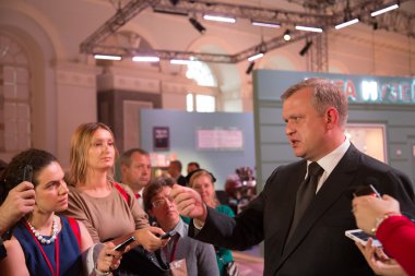 İlk Moskova Uluslararası Forumu