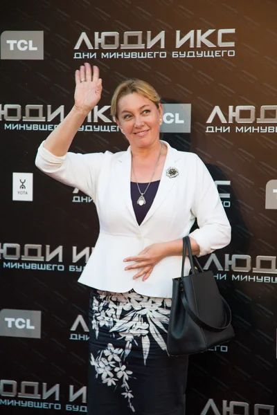 Arina Sharapova film X-Men tarihinde Premiere