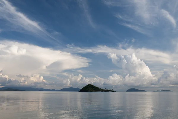 Vackra fantastisk natur bakgrund. — Stockfoto