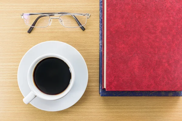 Coffee on a wood table with glasses — Stock Photo, Image