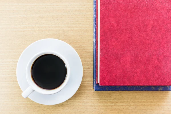 Coffee on a wood table — Stock Photo, Image