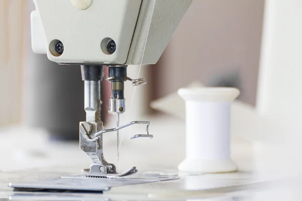 Close up industrial sewing machine — Stock Photo, Image